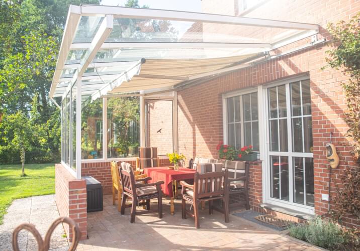 Terrasse und Garten